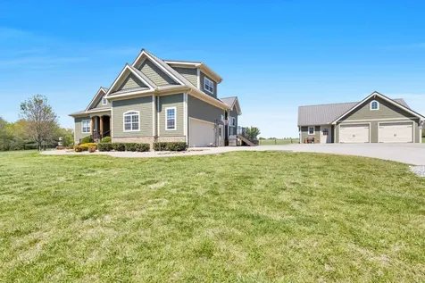 3988 Fykes Grove Road Cedar Hill TN 37032