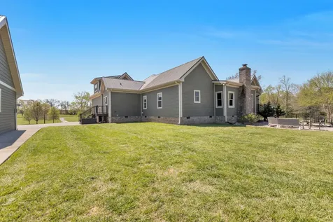 3988 Fykes Grove Road Cedar Hill TN 37032