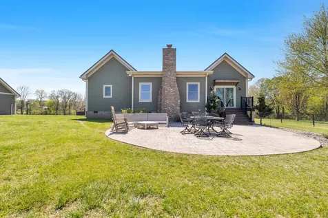 3988 Fykes Grove Road Cedar Hill TN 37032