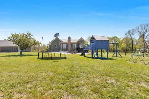 3988 Fykes Grove Road Cedar Hill TN 37032