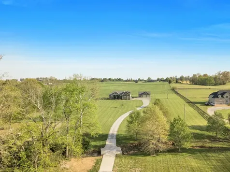3988 Fykes Grove Road Cedar Hill TN 37032