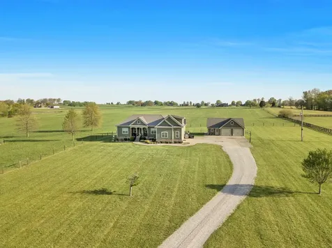 3988 Fykes Grove Road Cedar Hill TN 37032