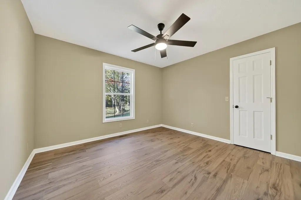 226 W Biggs Road Cottontown TN 37048