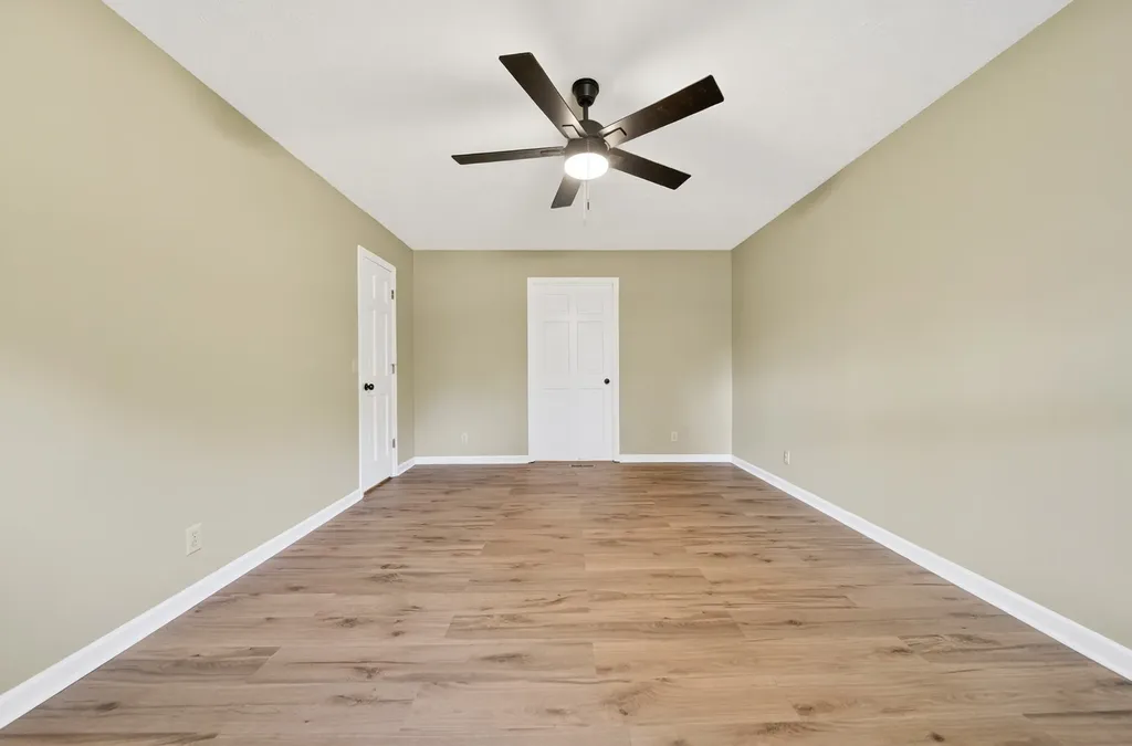 226 W Biggs Road Cottontown TN 37048