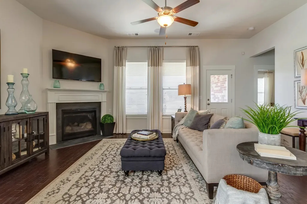 588 Foxglove Lane Clarksville TN 37043