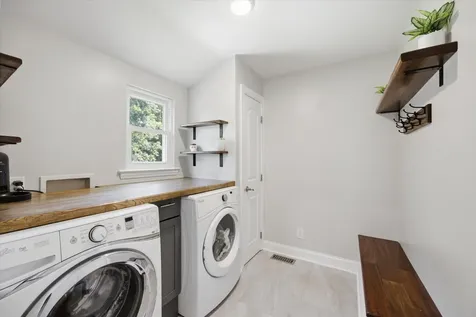 9511 Timberlog Drive Chattanooga TN 37421