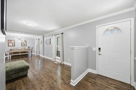 9511 Timberlog Drive Chattanooga TN 37421