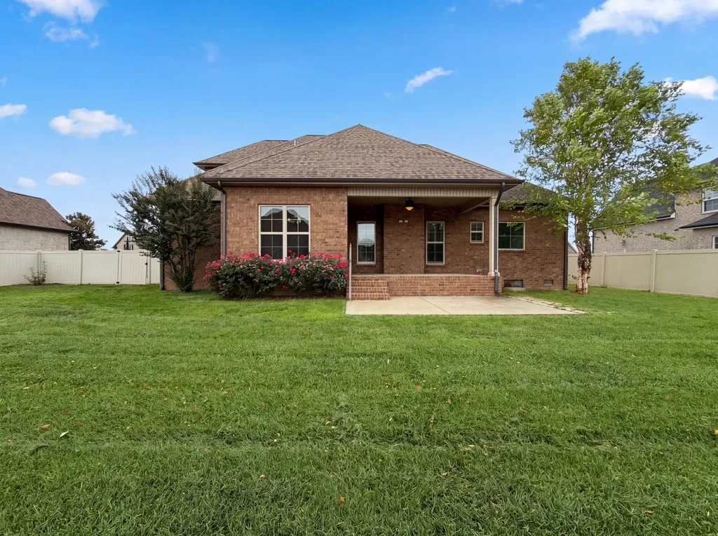 1423 Rhonda Drive Christiana TN 37037