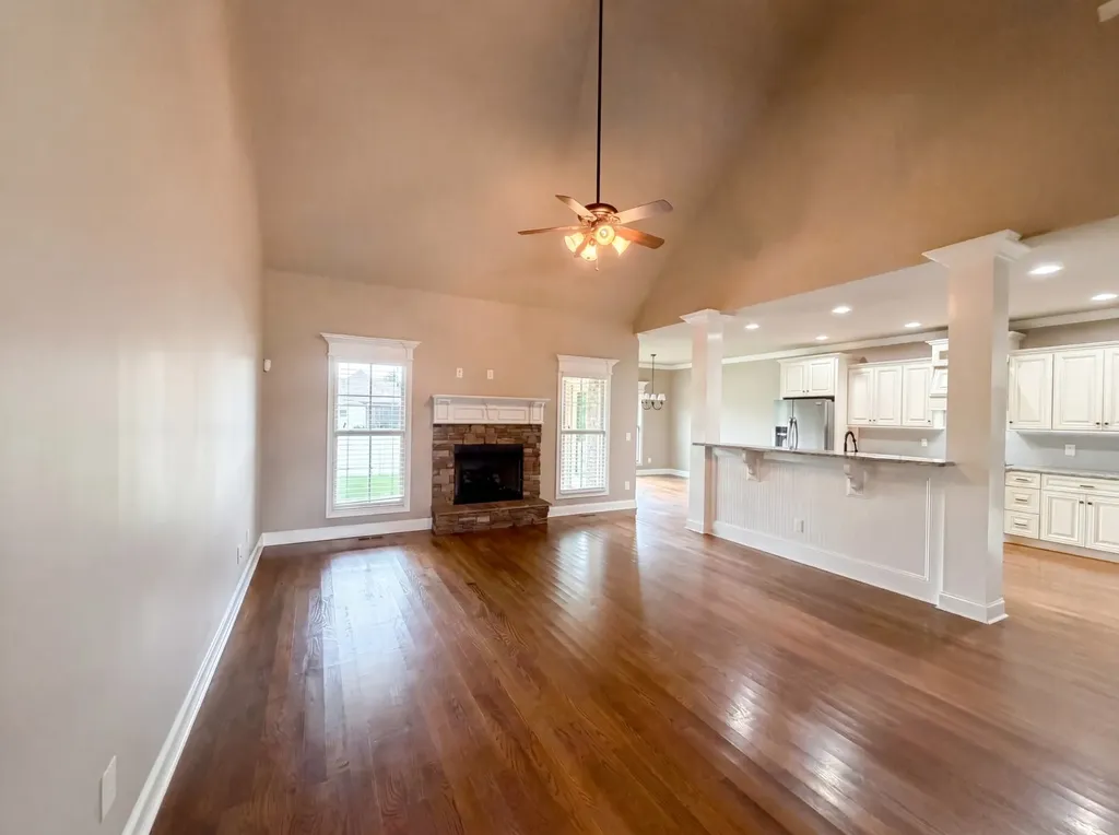 1423 Rhonda Drive Christiana TN 37037