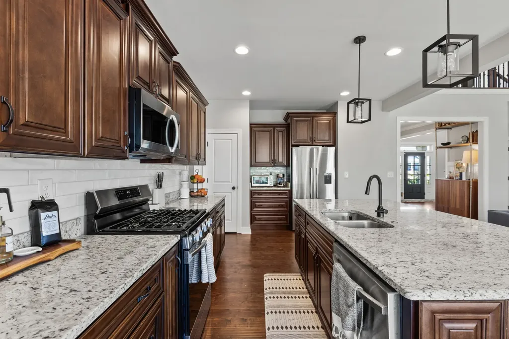 3046 Wedgewood Drive Greenbrier TN 37073