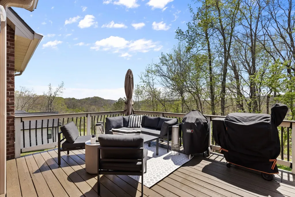 3046 Wedgewood Drive Greenbrier TN 37073