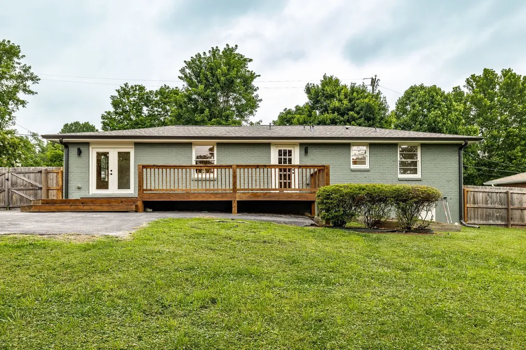 1934 Valley Park Drive Nashville TN 37216
