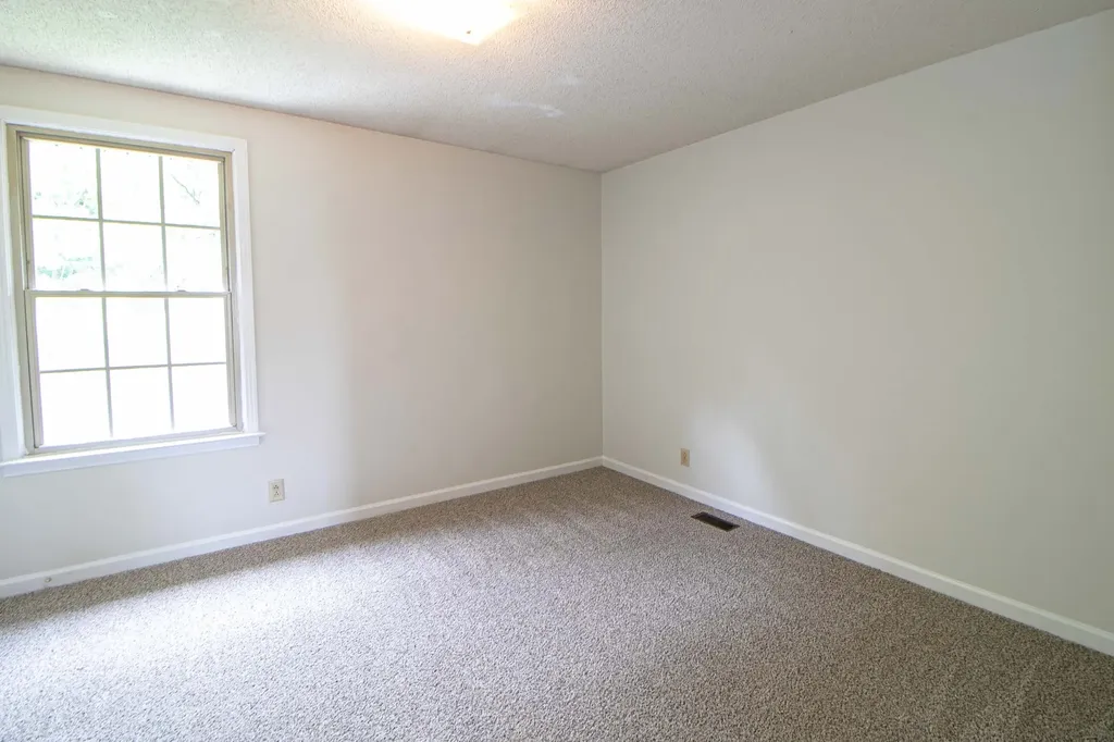 814 Golfview Place #E Clarksville TN 37043
