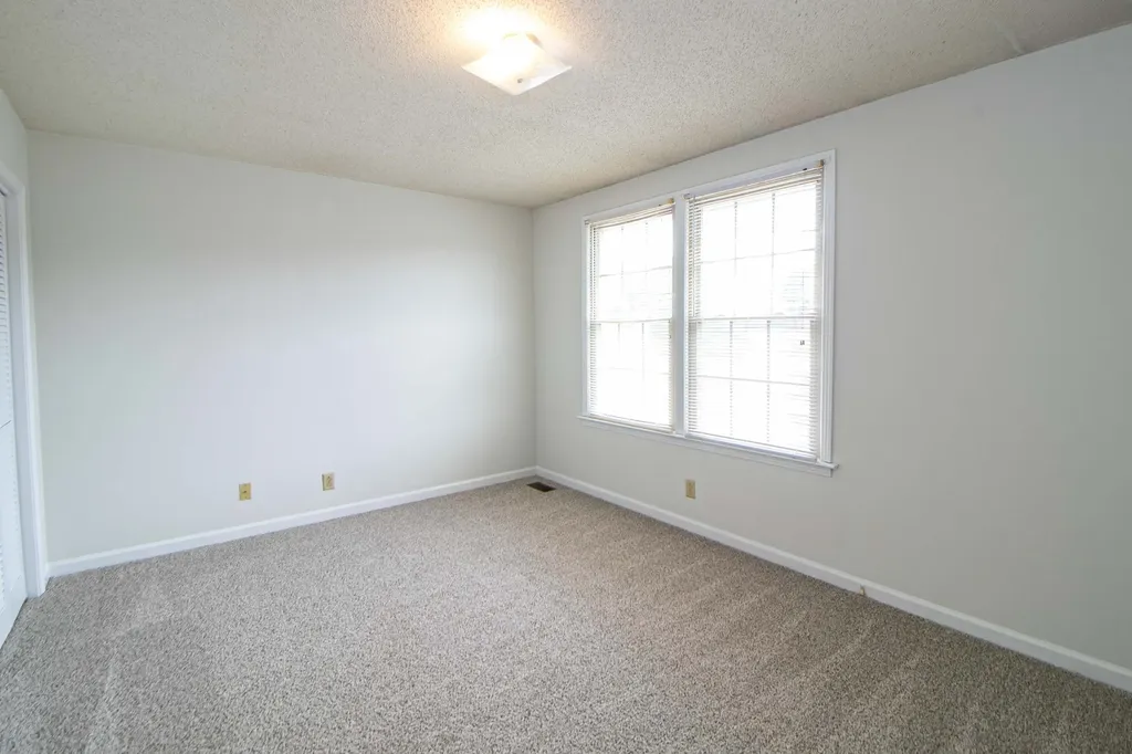 814 Golfview Place #E Clarksville TN 37043
