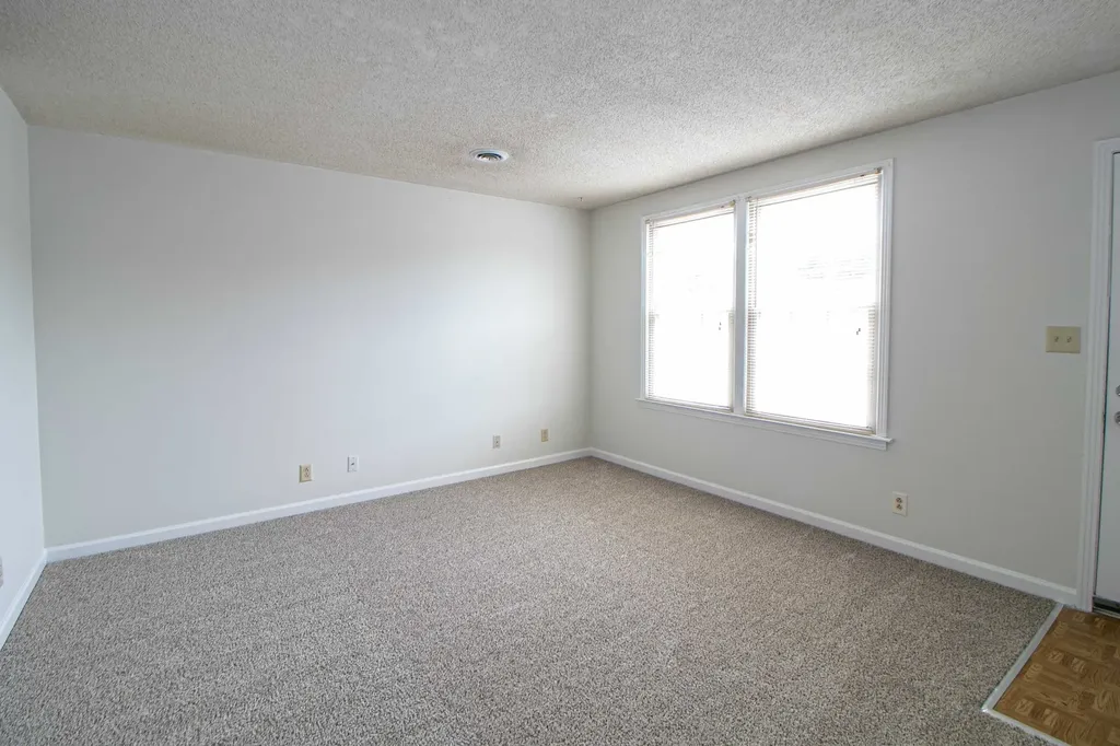 814 Golfview Place #E Clarksville TN 37043