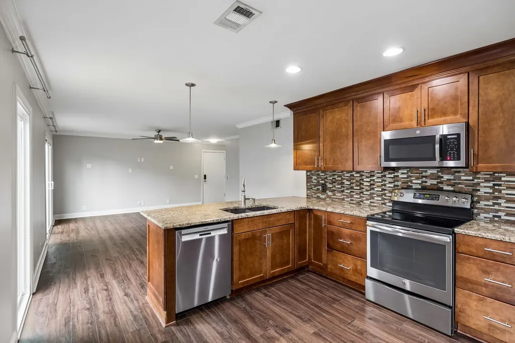 1900 Richard Jones Road Nashville TN 37215
