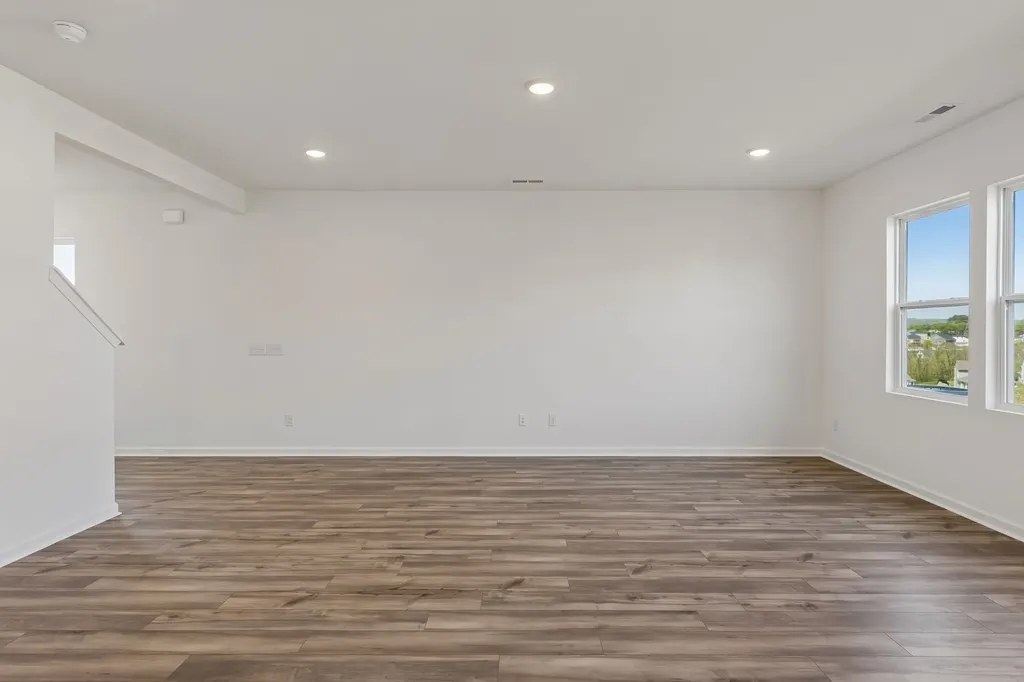 3284 Barrel Oak Pass Columbia TN 38401