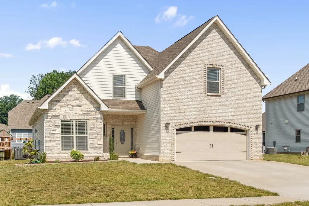 516 Bowden Drive Clarksville TN 37043