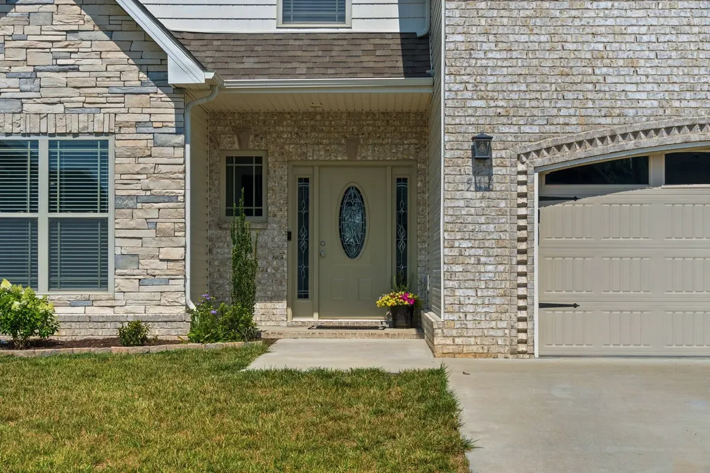 516 Bowden Drive Clarksville TN 37043
