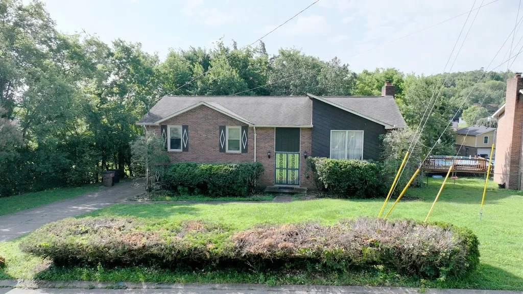 4301 Golden Hills Drive Nashville TN 37218