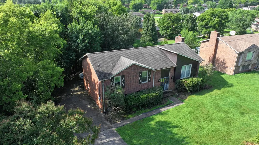 4301 Golden Hills Drive Nashville TN 37218