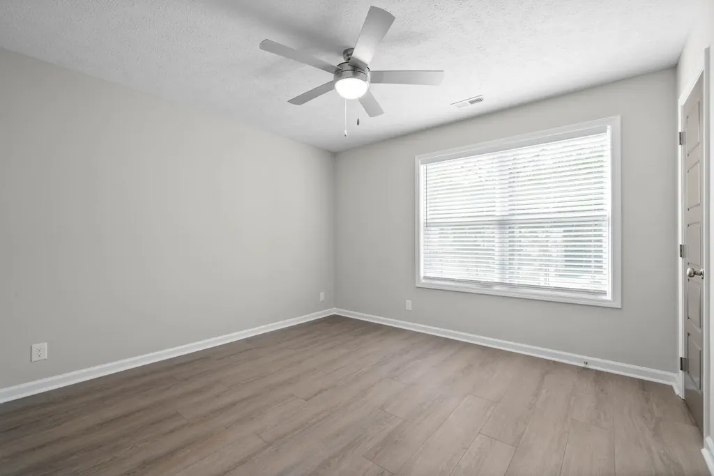 307 Longshadow Trail Clarksville TN 37043