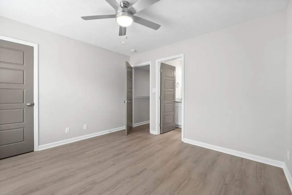 307 Longshadow Trail Clarksville TN 37043
