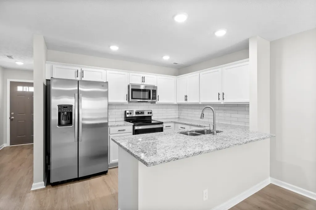 307 Longshadow Trail Clarksville TN 37043