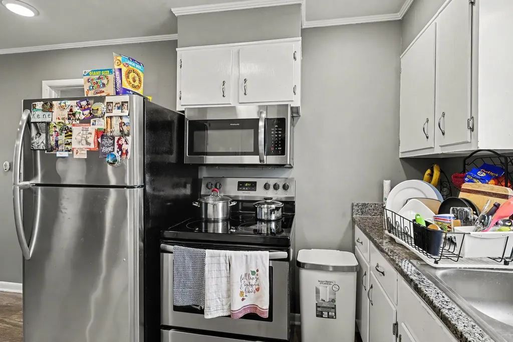 2306 Thomas Avenue Columbia TN 38401