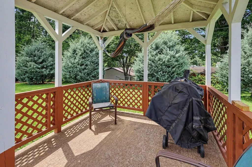 2306 Thomas Avenue Columbia TN 38401