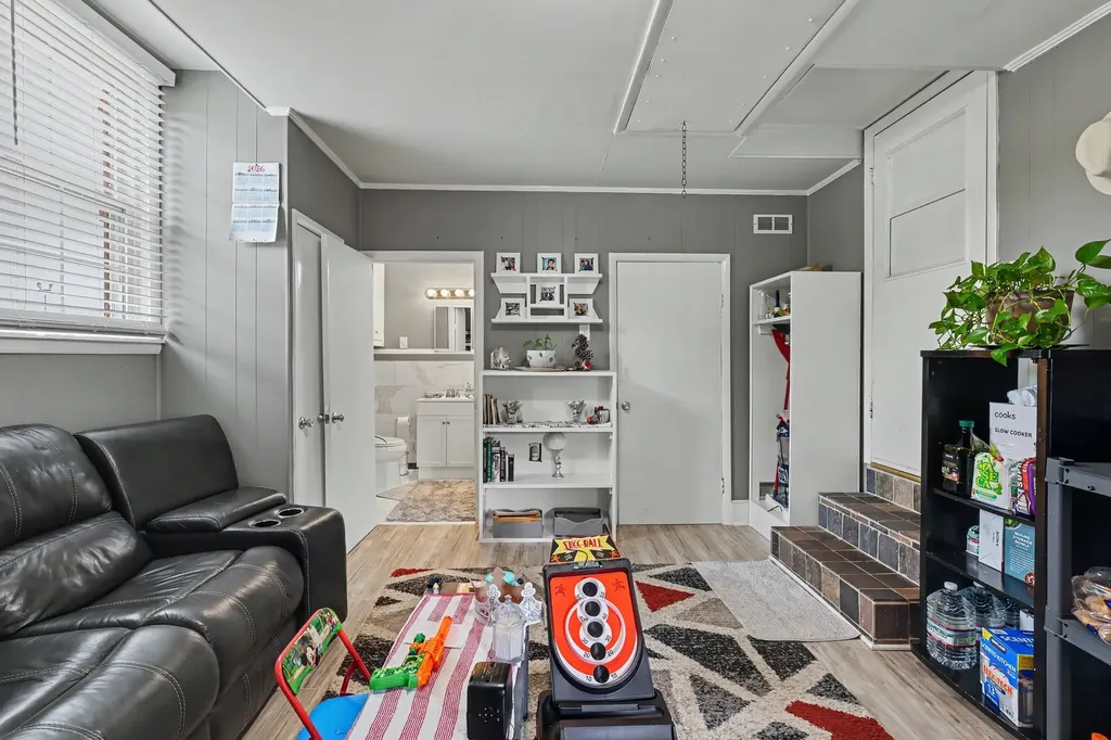 2306 Thomas Avenue Columbia TN 38401