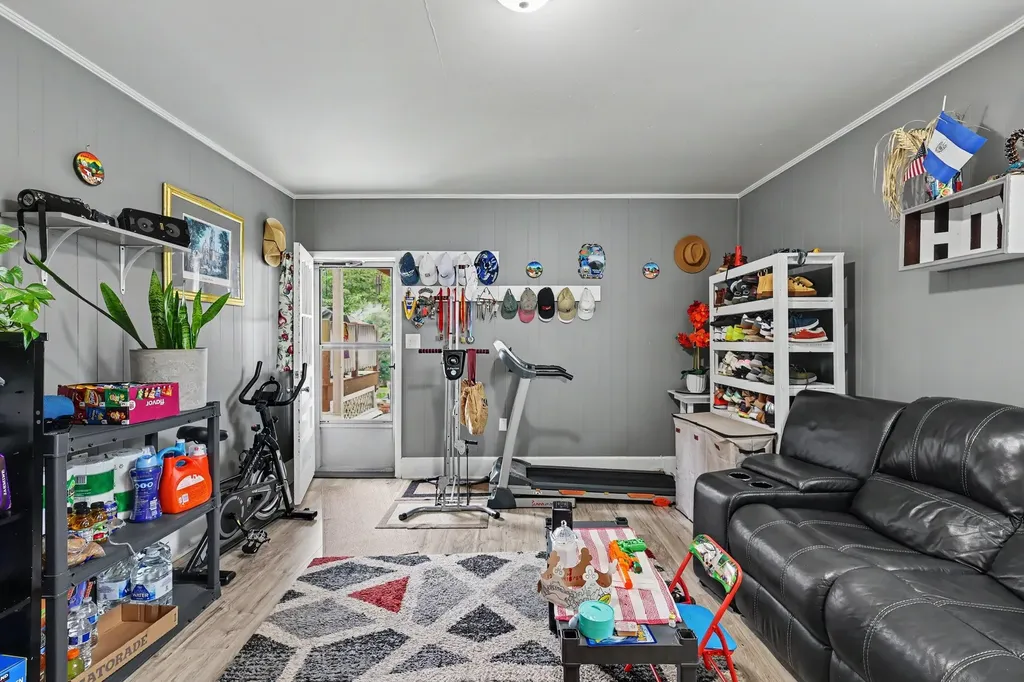 2306 Thomas Avenue Columbia TN 38401