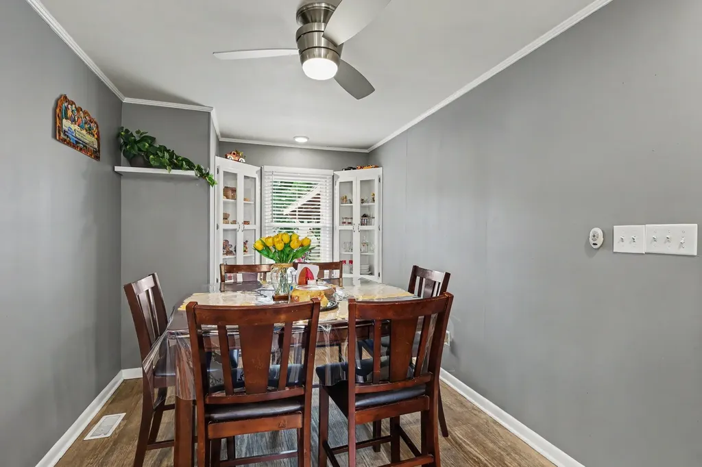 2306 Thomas Avenue Columbia TN 38401