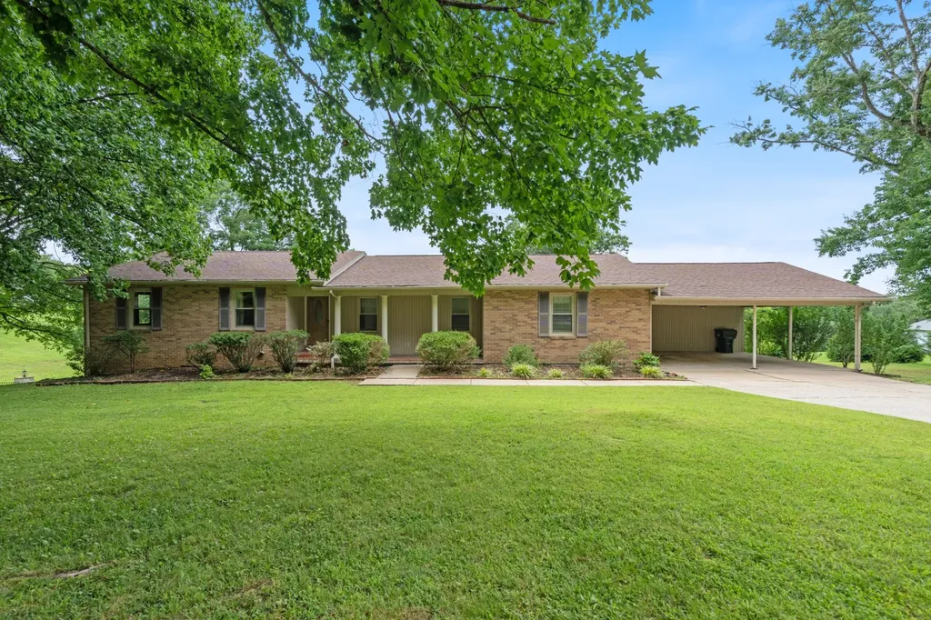 2054 Ridgecrest Circle Dickson TN 37055
