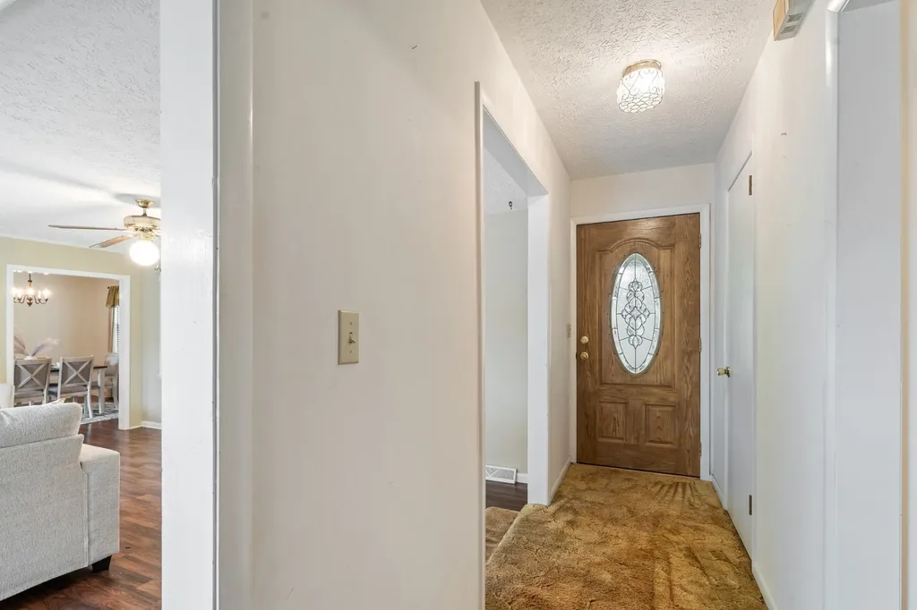 2054 Ridgecrest Circle Dickson TN 37055
