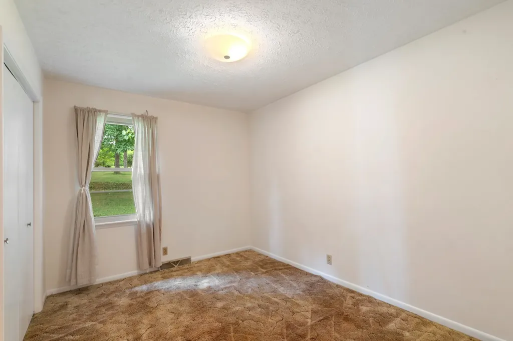 2054 Ridgecrest Circle Dickson TN 37055