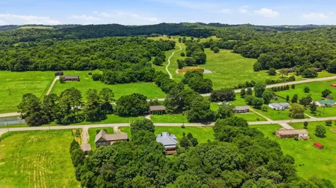 1641 Old Fayetteville Highway Lynchburg TN 37352