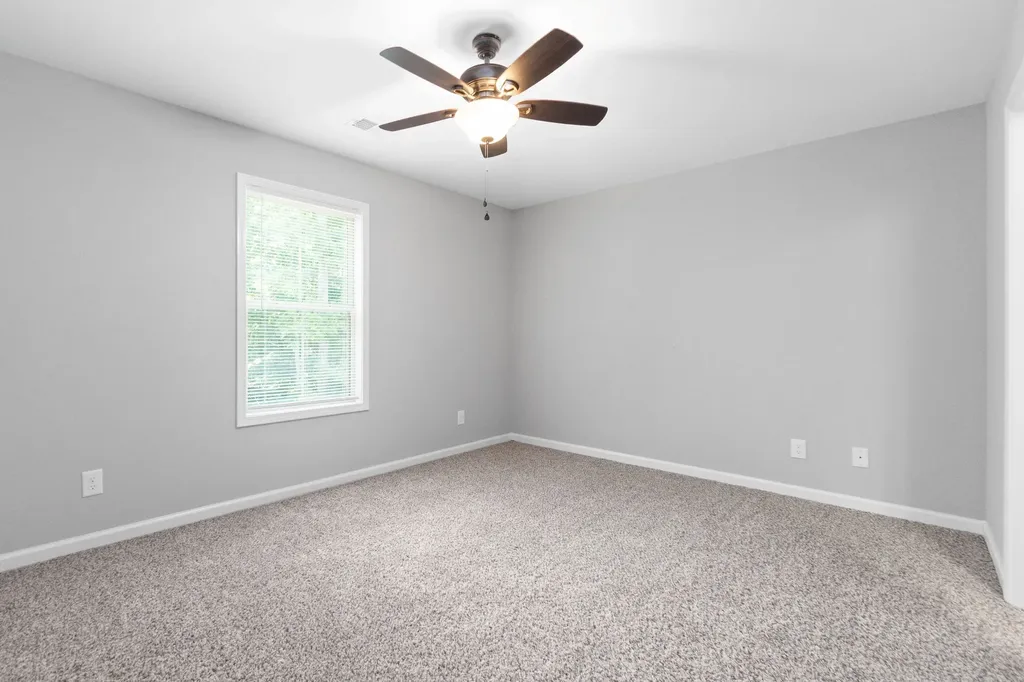 223 Smithson Lane Clarksville TN 37040