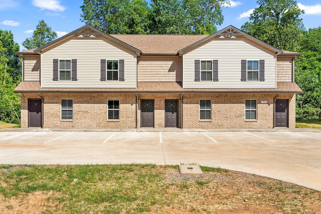 260 Smithson Lane Clarksville TN 37040