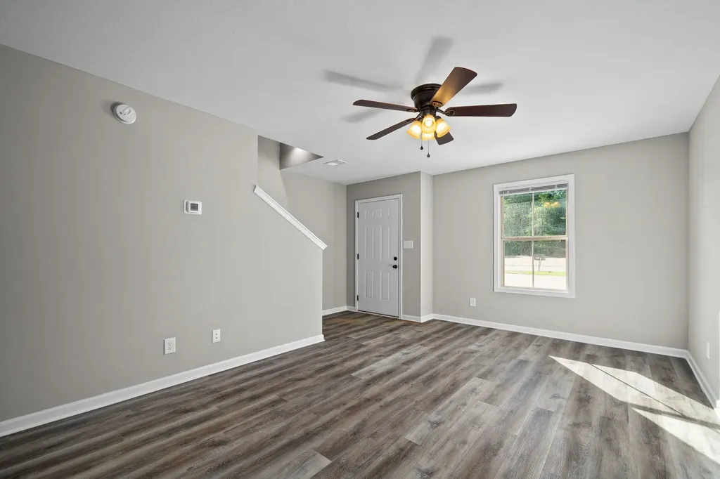260 Smithson Lane Clarksville TN 37040