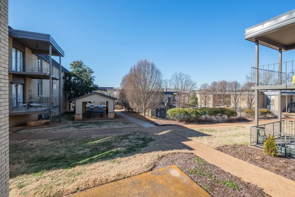 6680 Charlotte Pike Nashville TN 37209