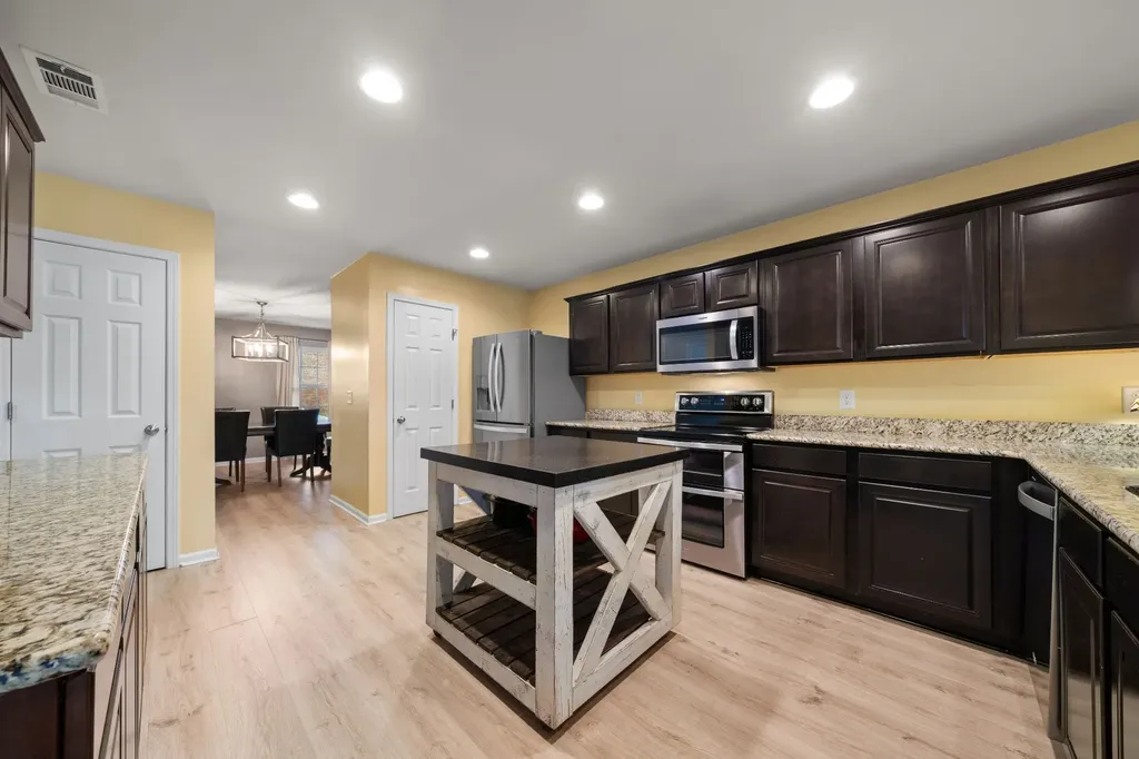 1003 Benwick Road Hendersonville TN 37075