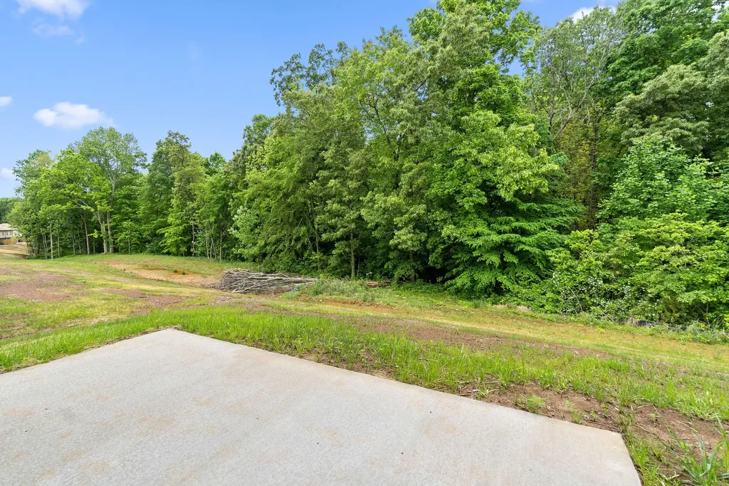 288 Smithson Lane Clarksville TN 37040