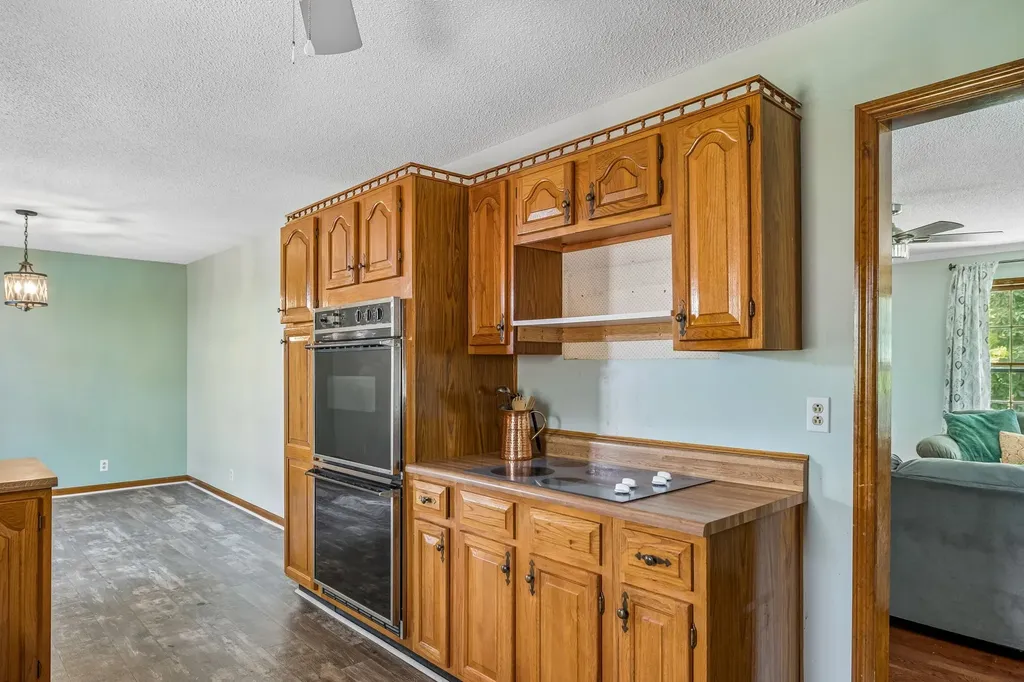 1533 Iron Bridge Road Columbia TN 38401