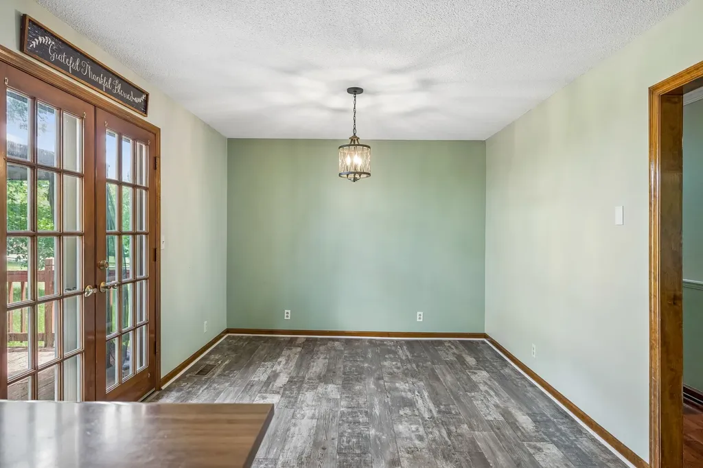 1533 Iron Bridge Road Columbia TN 38401