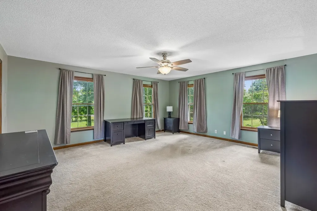 1533 Iron Bridge Road Columbia TN 38401