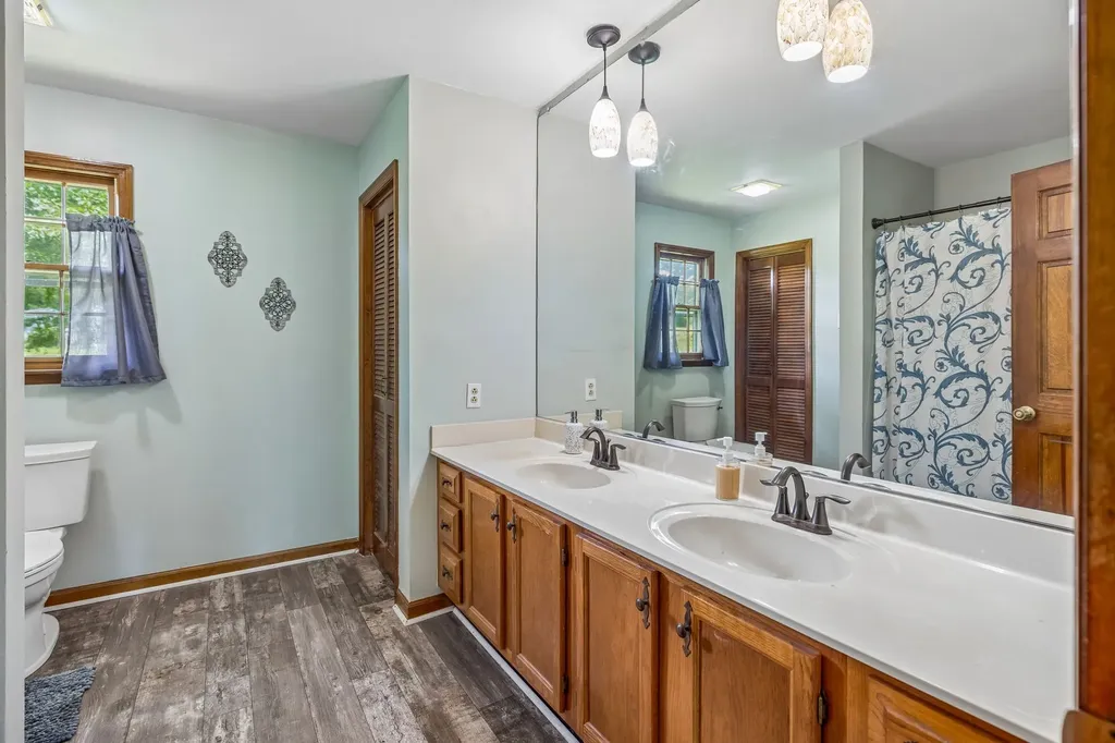 1533 Iron Bridge Road Columbia TN 38401