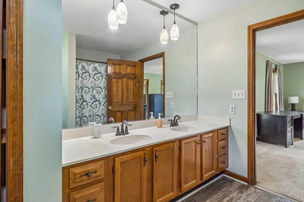 1533 Iron Bridge Road Columbia TN 38401