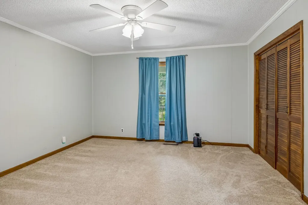1533 Iron Bridge Road Columbia TN 38401