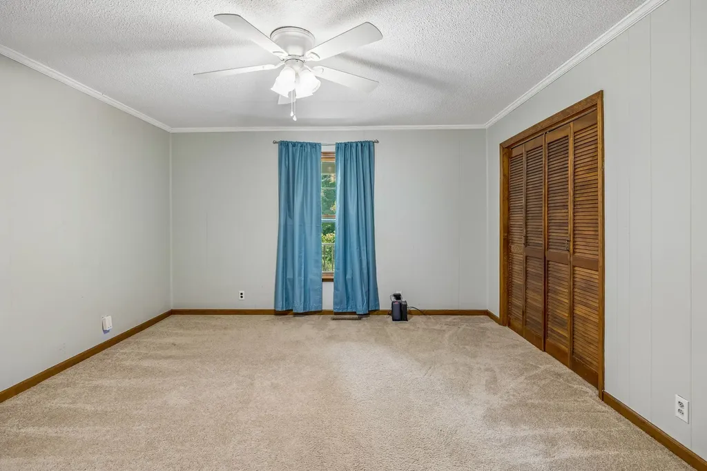 1533 Iron Bridge Road Columbia TN 38401